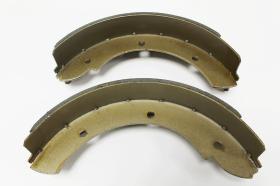 Land Rover STC965 - BRAKE SHOE SET